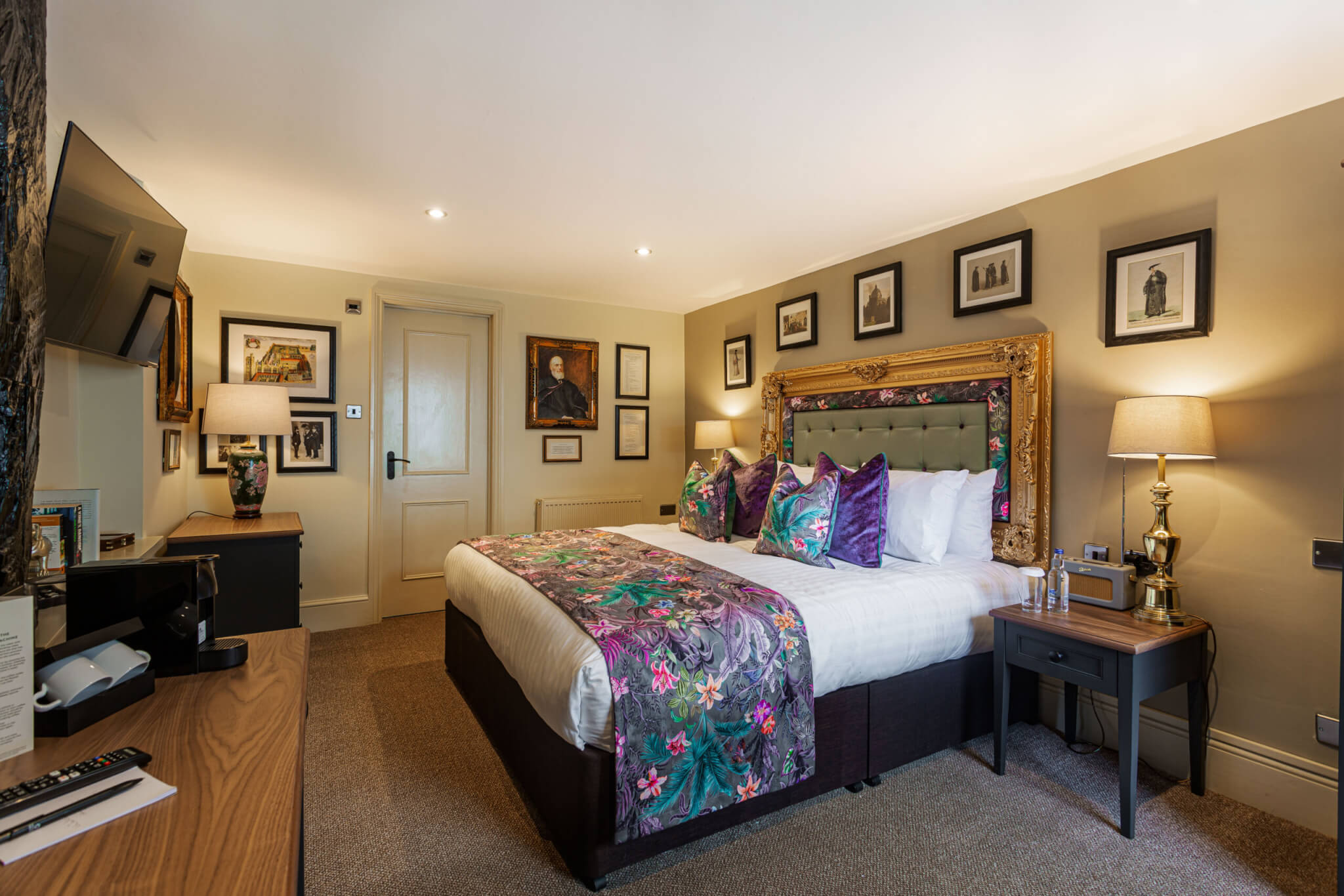 Superior Double Room Hotel Dorchester 10 scaled