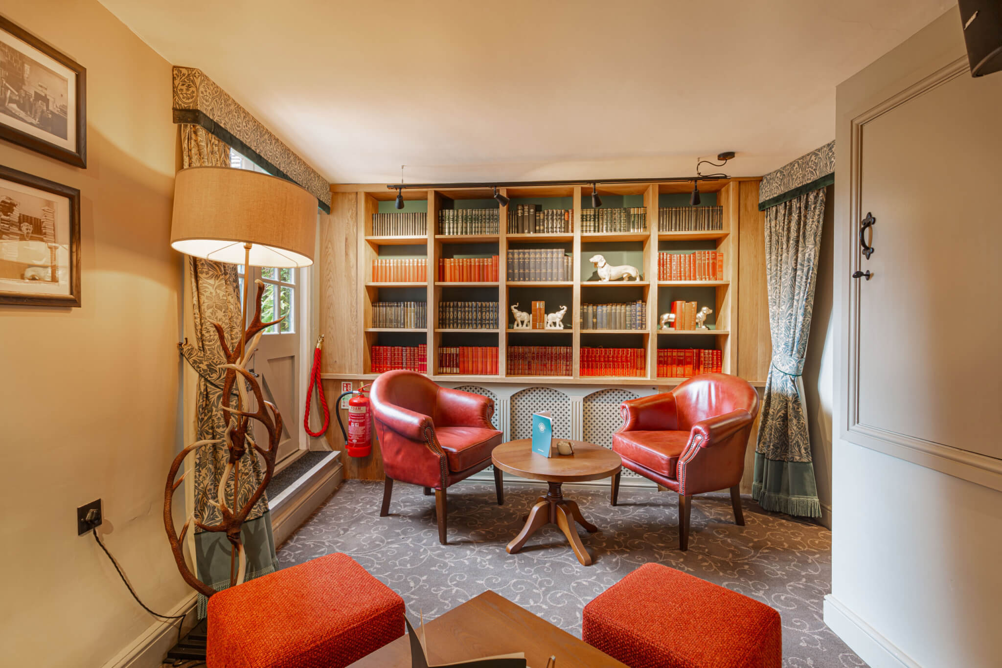 The George Hotel Dorchester on Thames The Library scaled