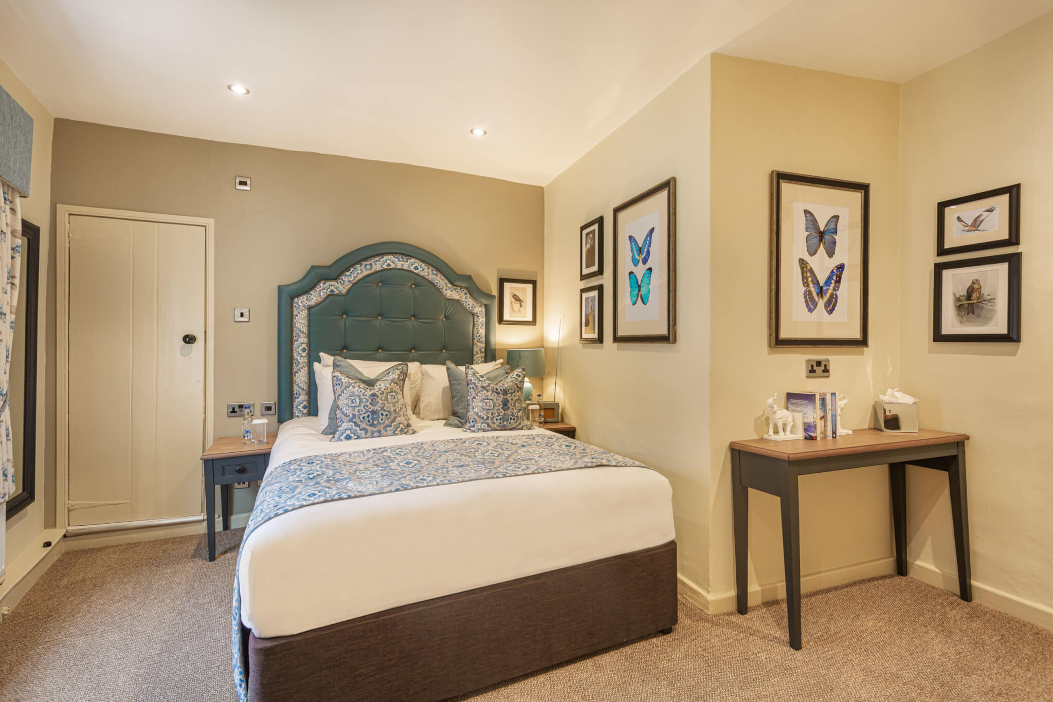 Classic Double Room Hotel Dorchester 59 1 scaled