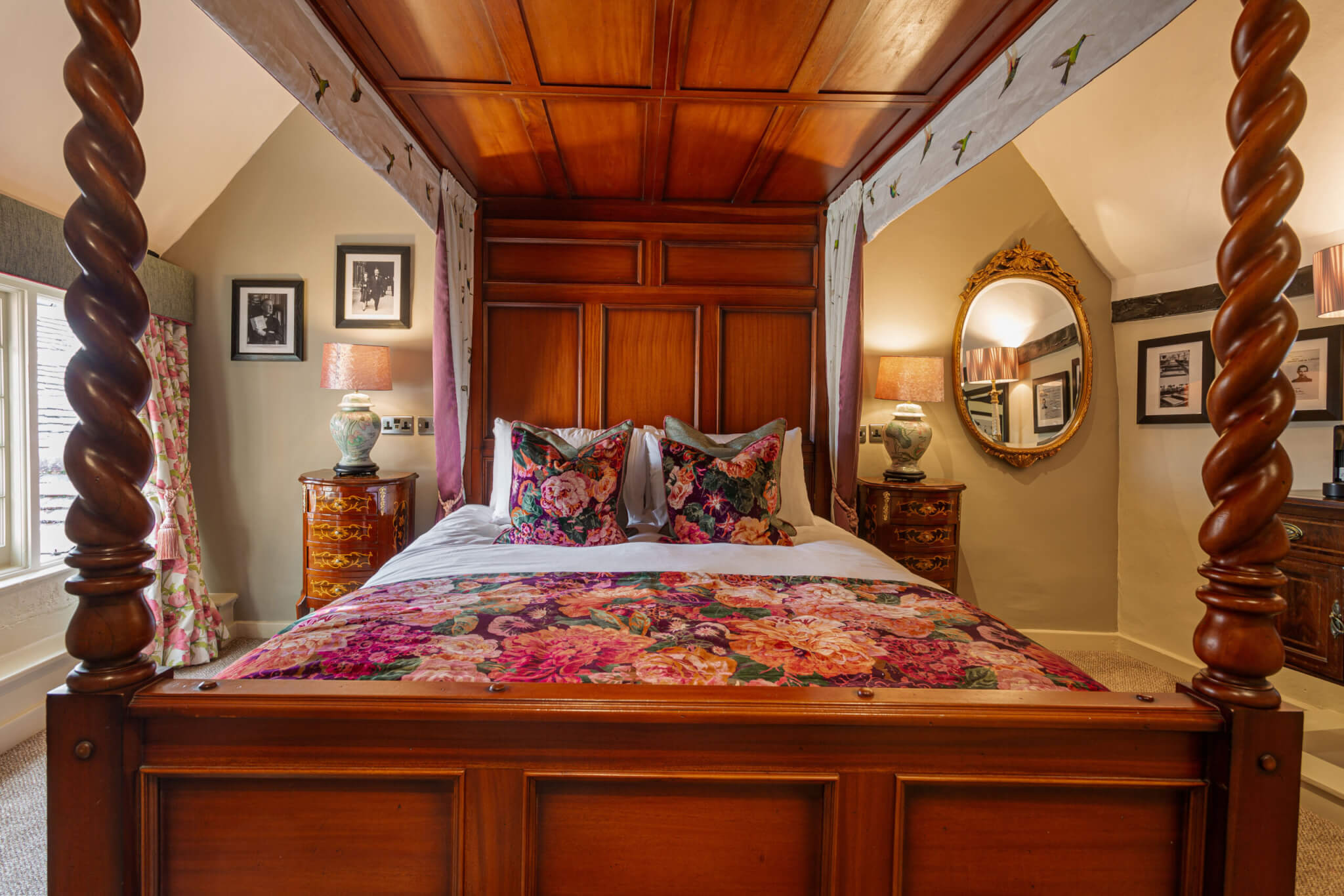 Superior 4 Posted Bed Room Hotel Dorchester 6 scaled